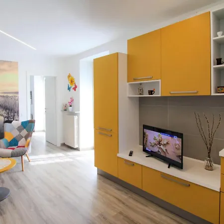 Tucano By Interhome Appartement Luino