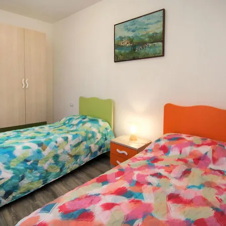Tucano By Interhome Appartement Luino